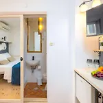 Apartment Luxe Centre Secret Gem *