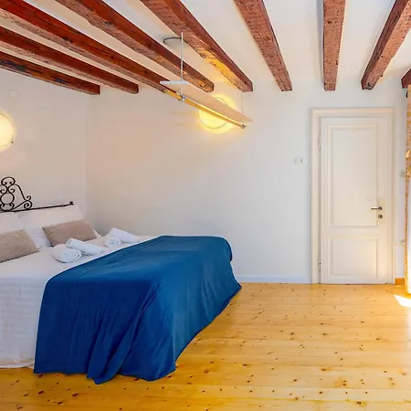 Luxe Centre Secret Gem Lejlighed *