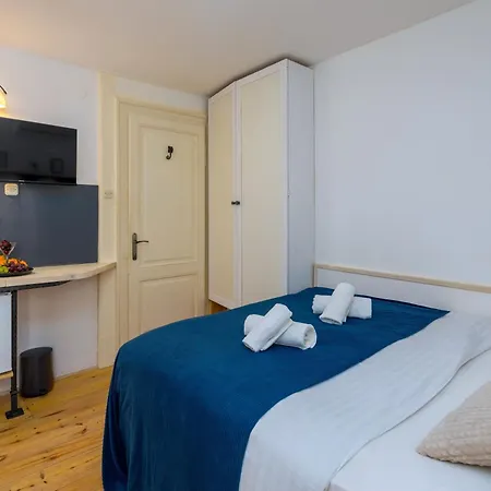 Luxe Centre Secret Gem Apartman *